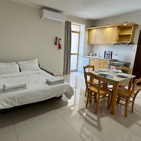 Aparthotel The Triton St Paul's Bay Exterior foto