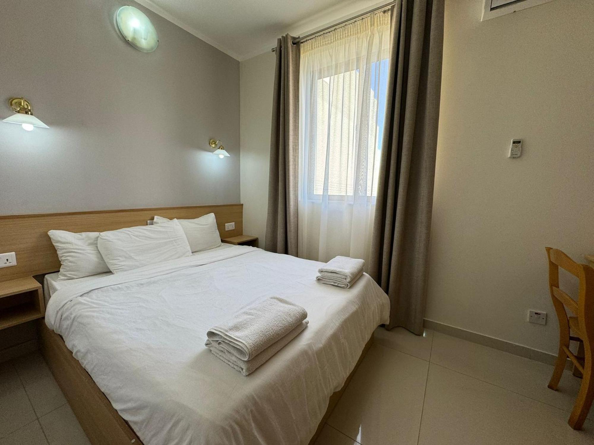 Aparthotel The Triton St Paul's Bay Exterior foto